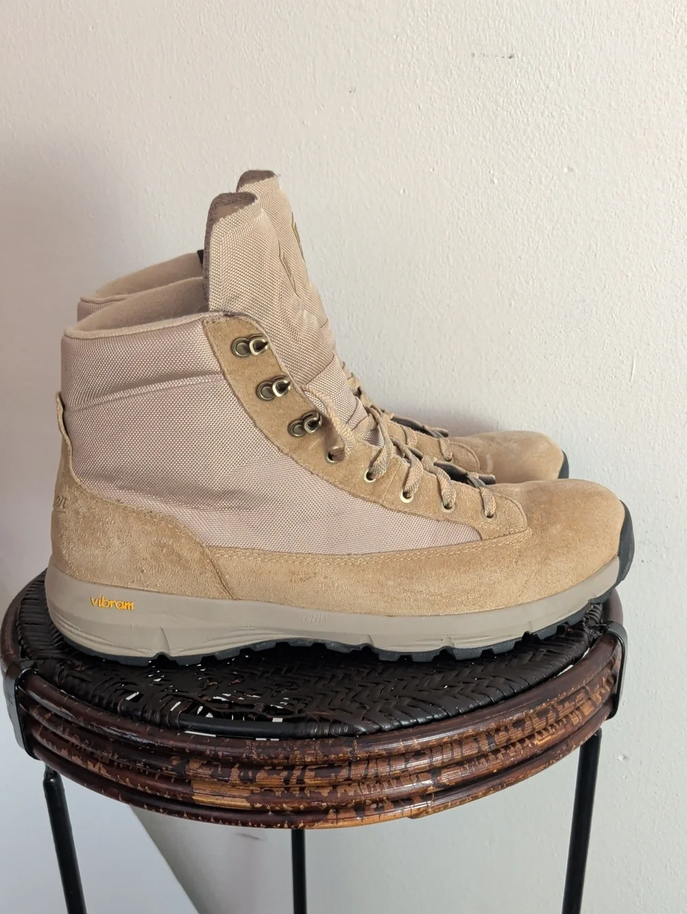 Danner Men’s Explorer 650 6” Khaki Waterproof Boots Size 13